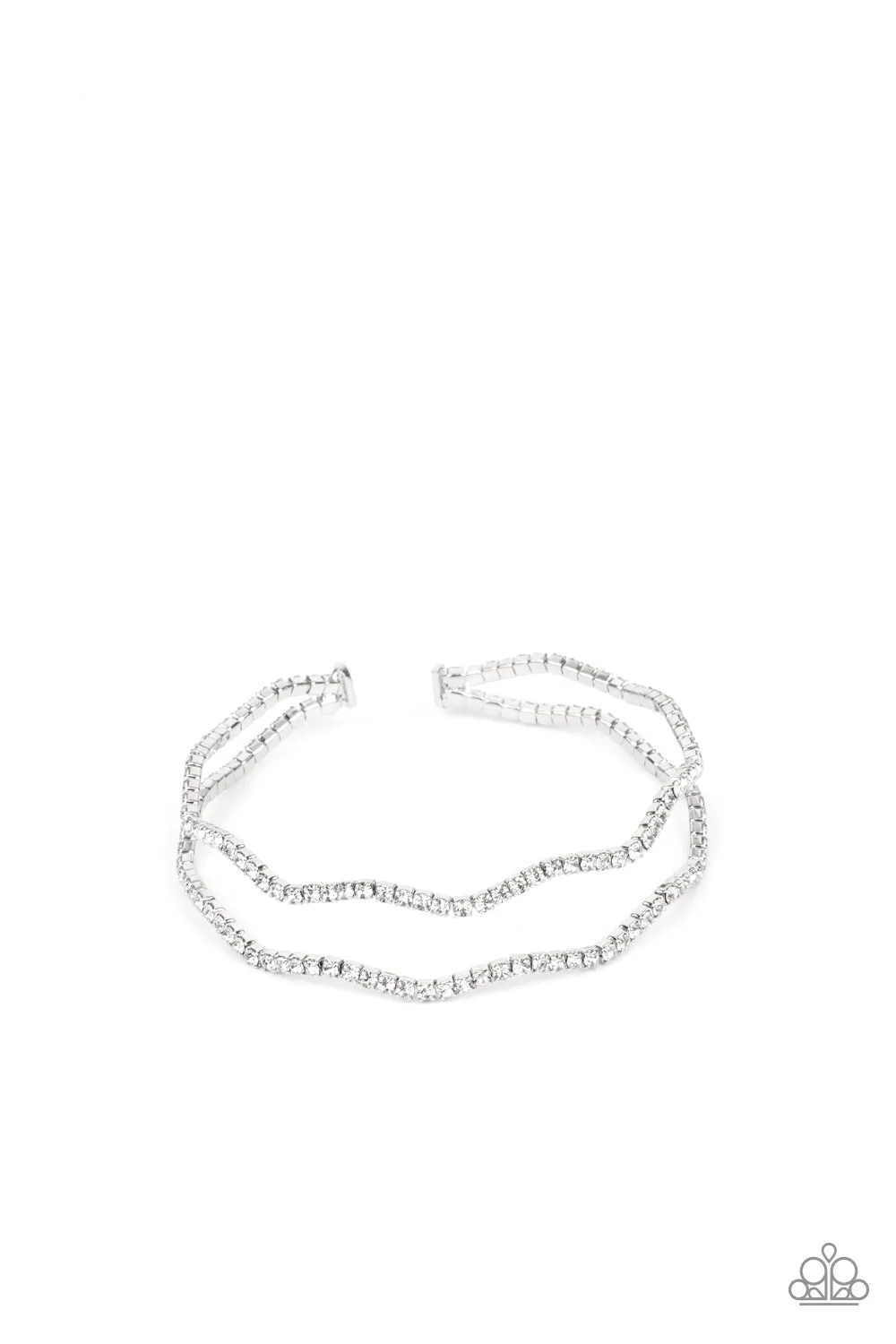 Paparazzi Delicate Dazzle - White Bracelet