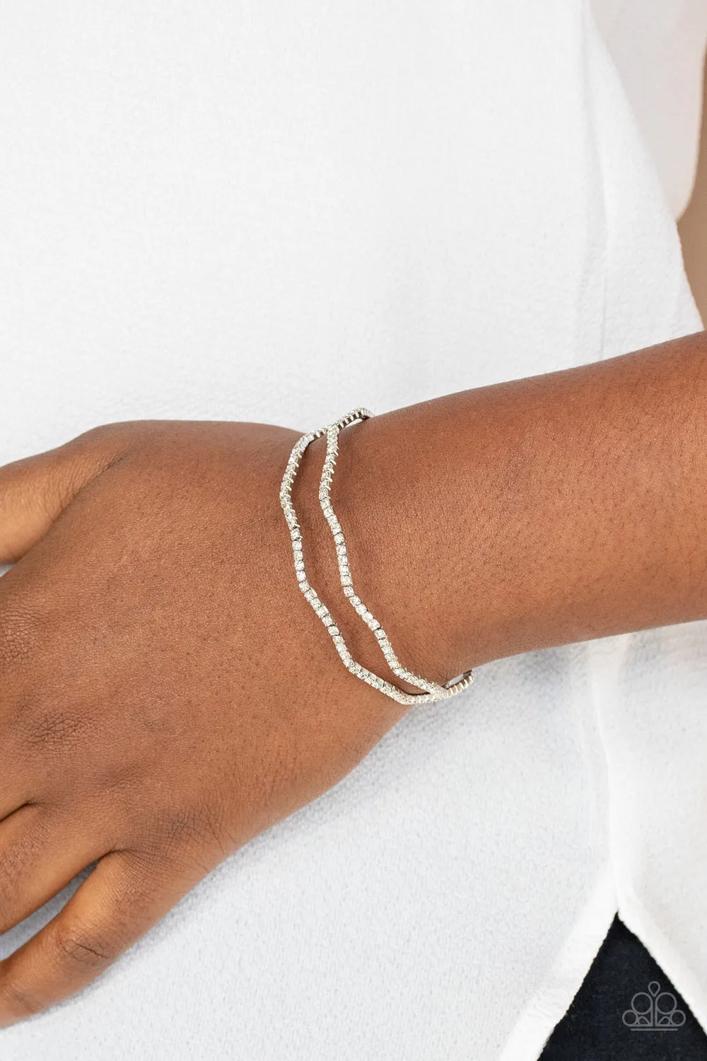 Paparazzi Delicate Dazzle - White Bracelet