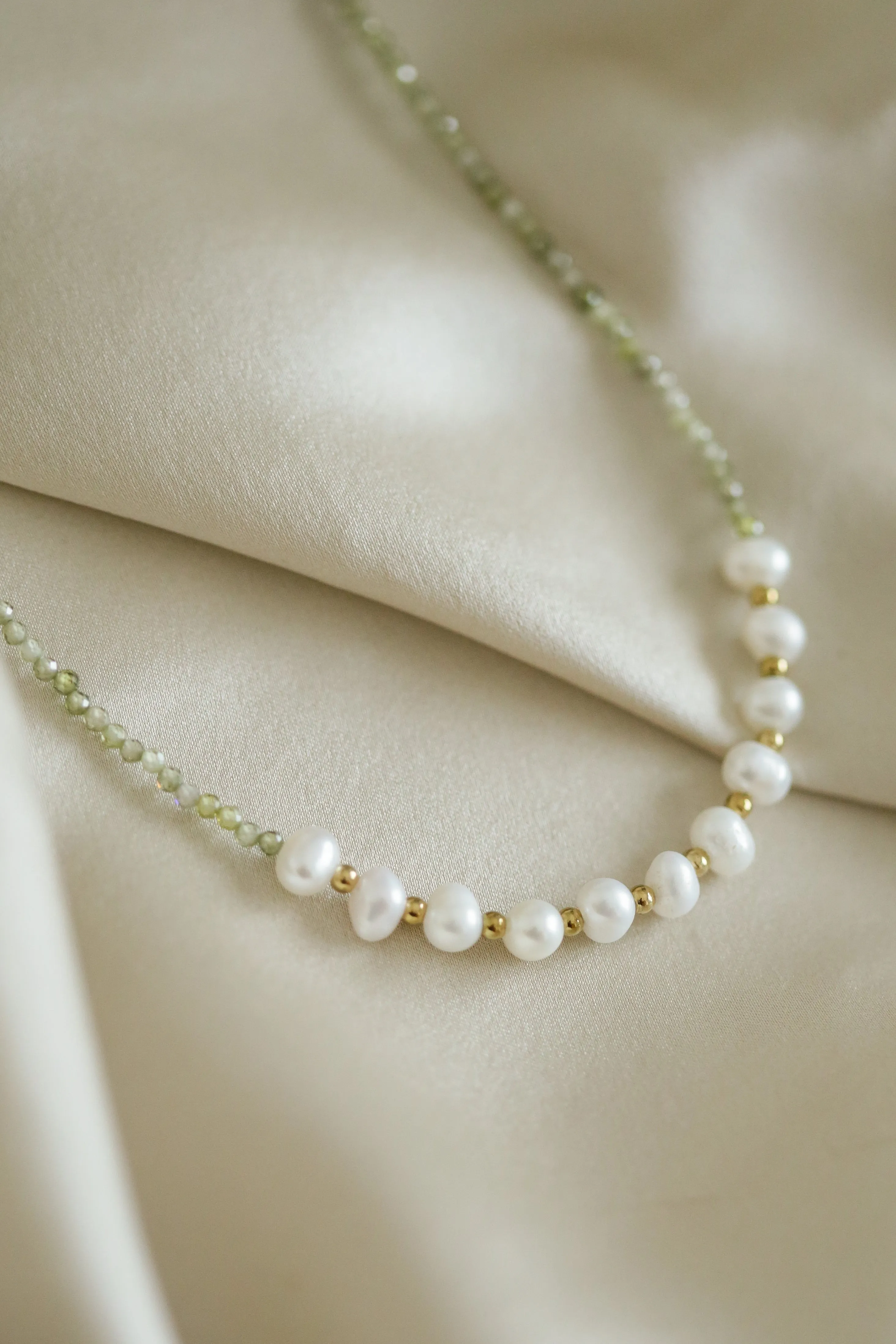 Pearls & Crystals Necklace