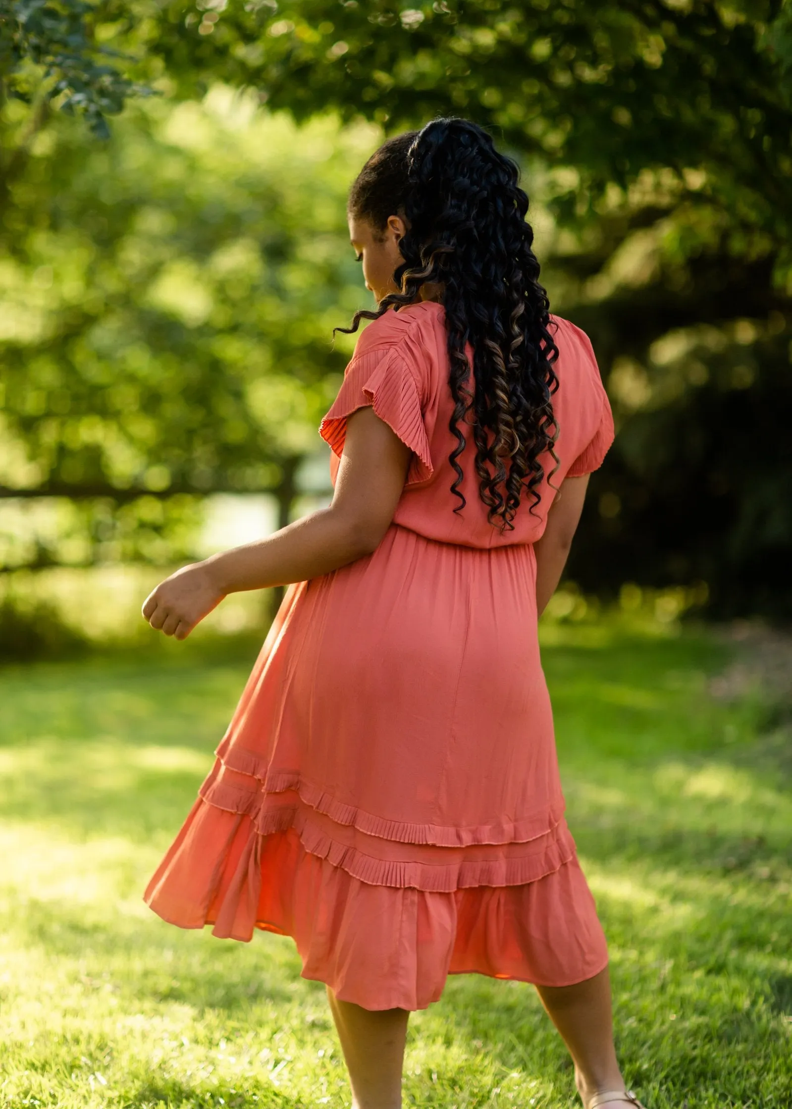 REDIRECT Rust Tiered Pleated Ruffle Midi Dress