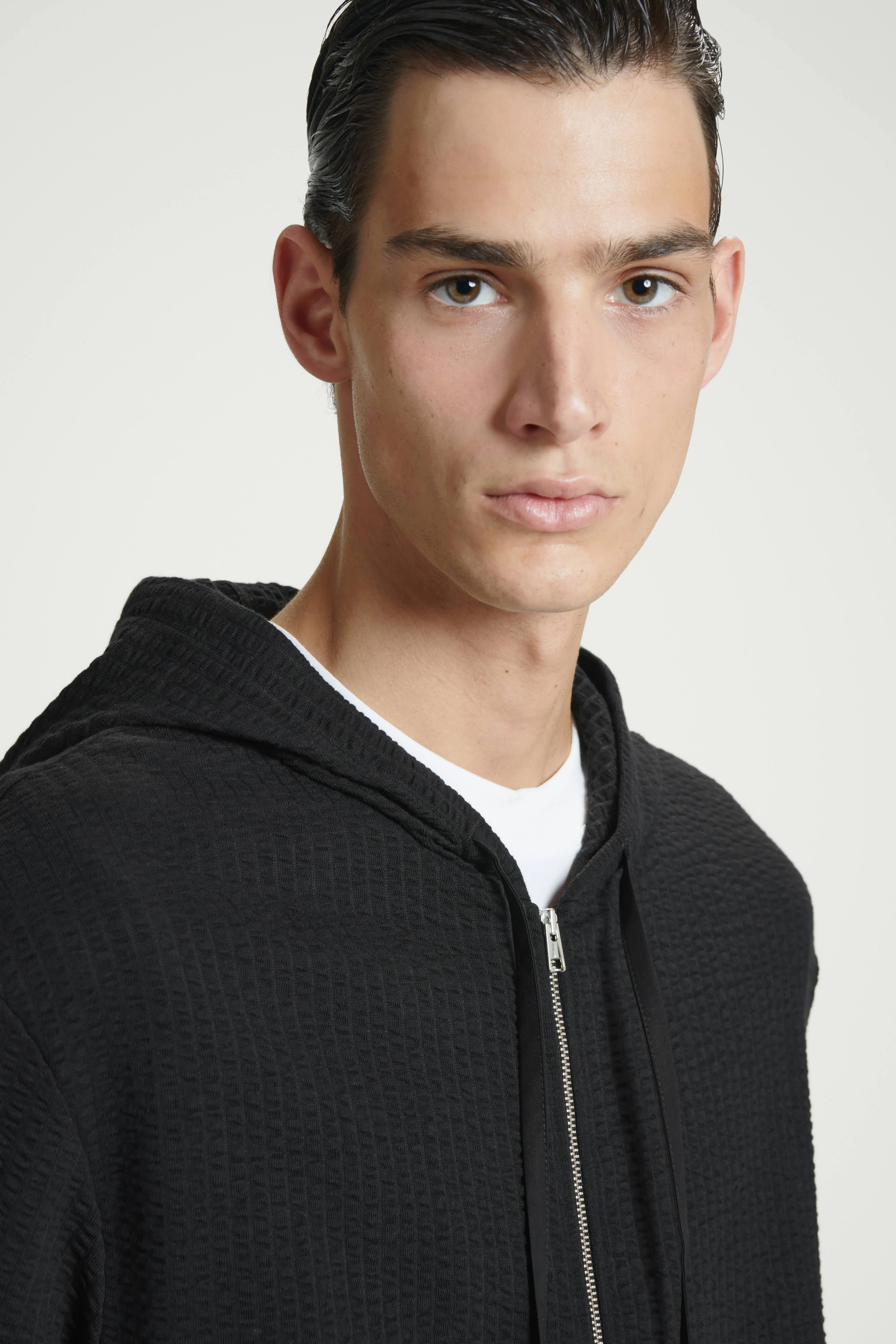 RIBBED JERSEY ZIP-UP HOODIE - Round neck - Long sleeve - BLACK - Men | H&M GB