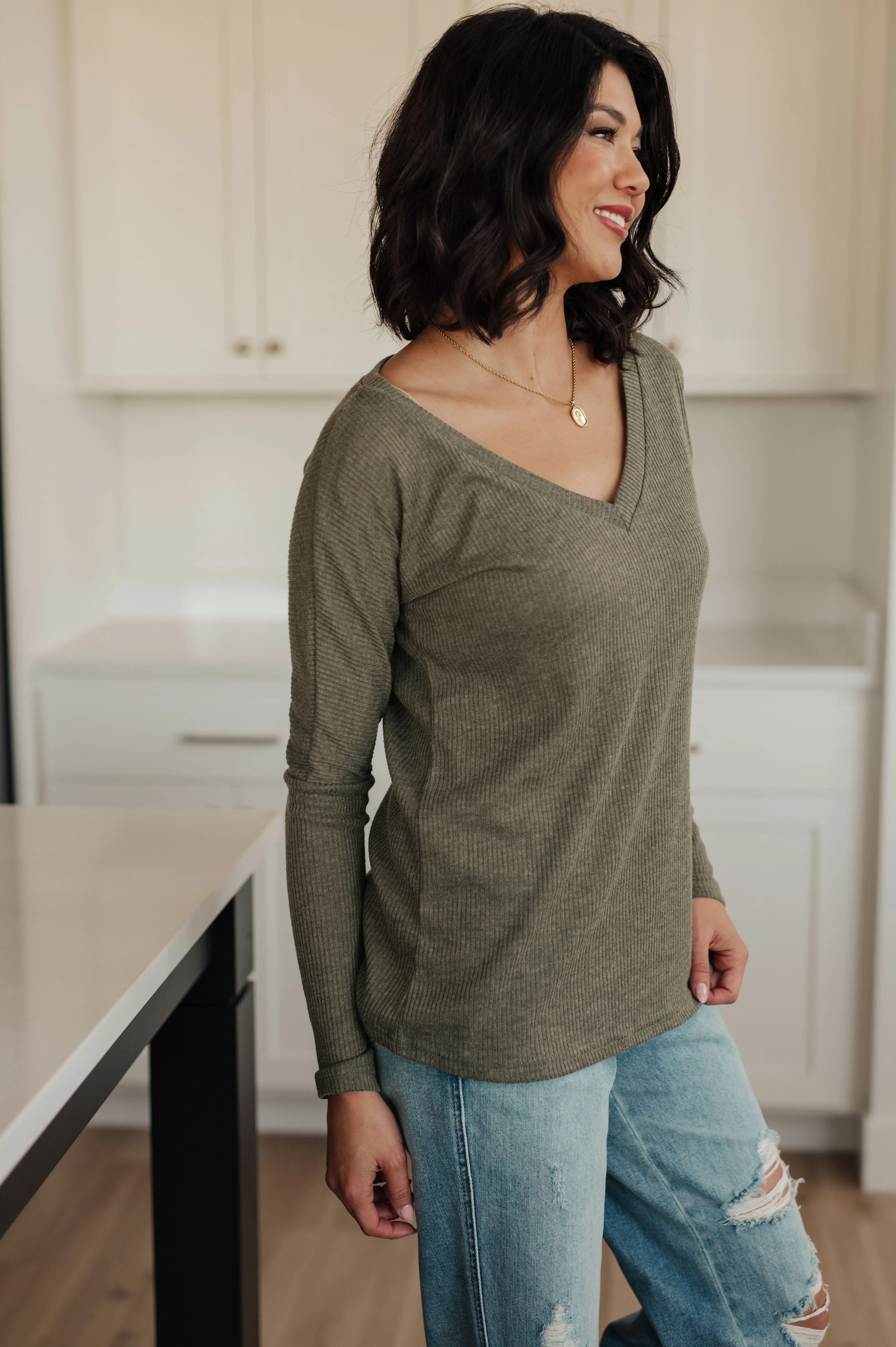 Ribbed Knit V Neck Long Sleeve Top