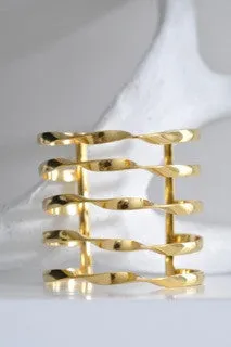 Serina Twist Cuff