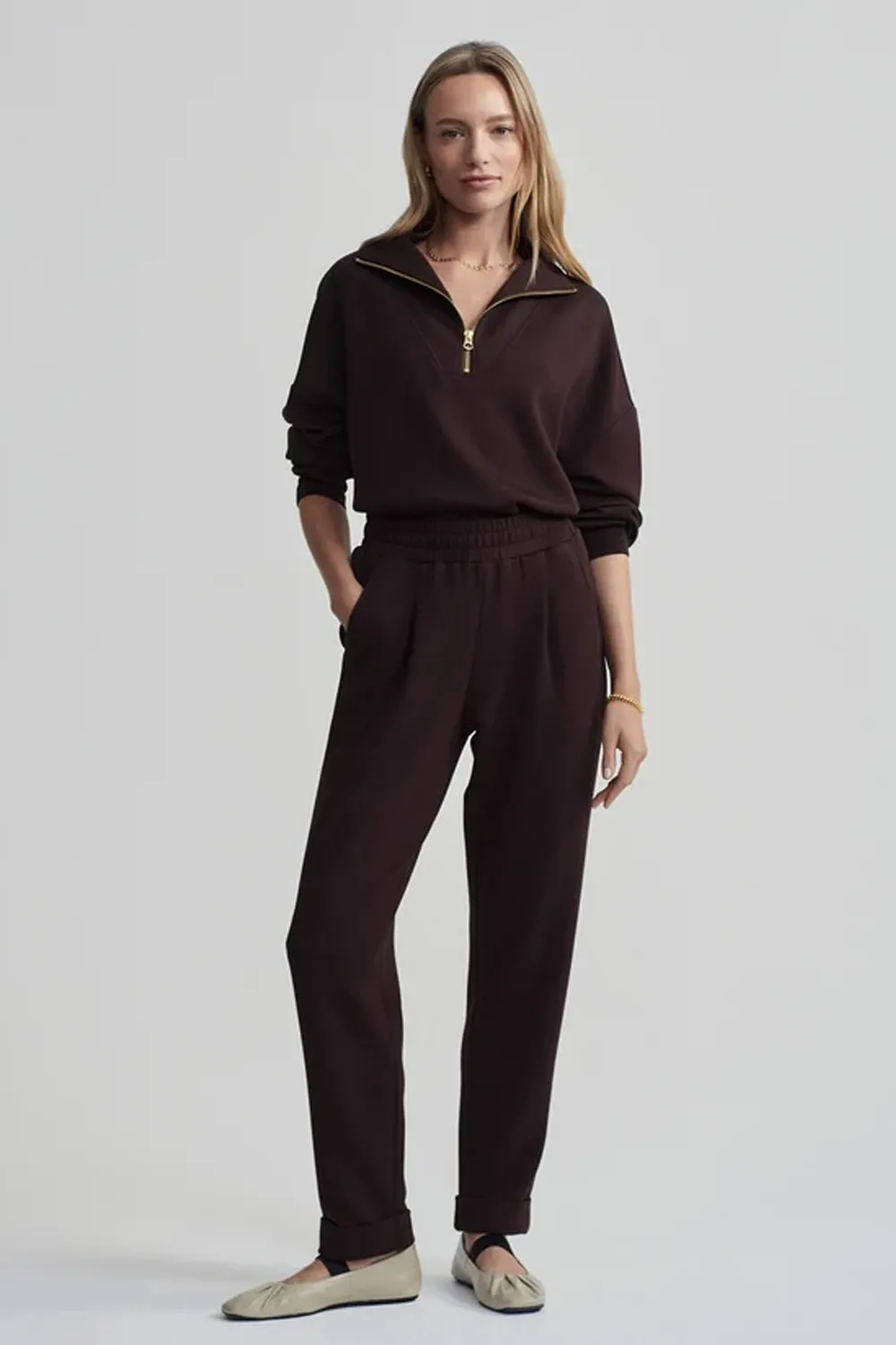 The Rolled Cuff Pant 28.5 in Coffee Bean