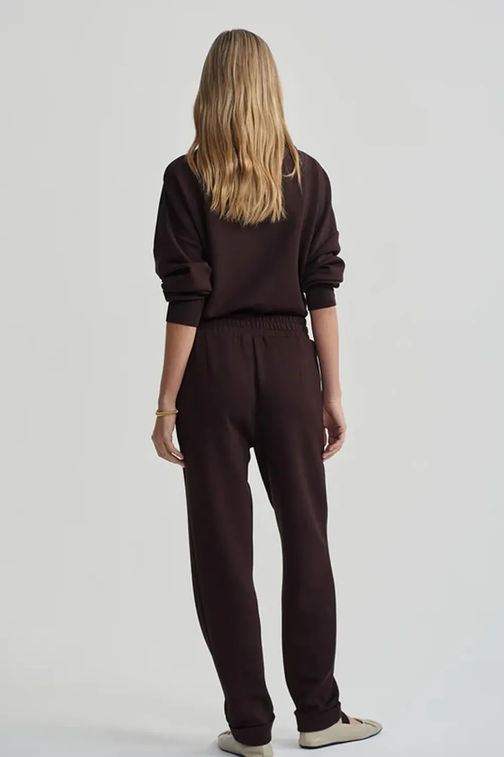 The Rolled Cuff Pant 28.5 in Coffee Bean