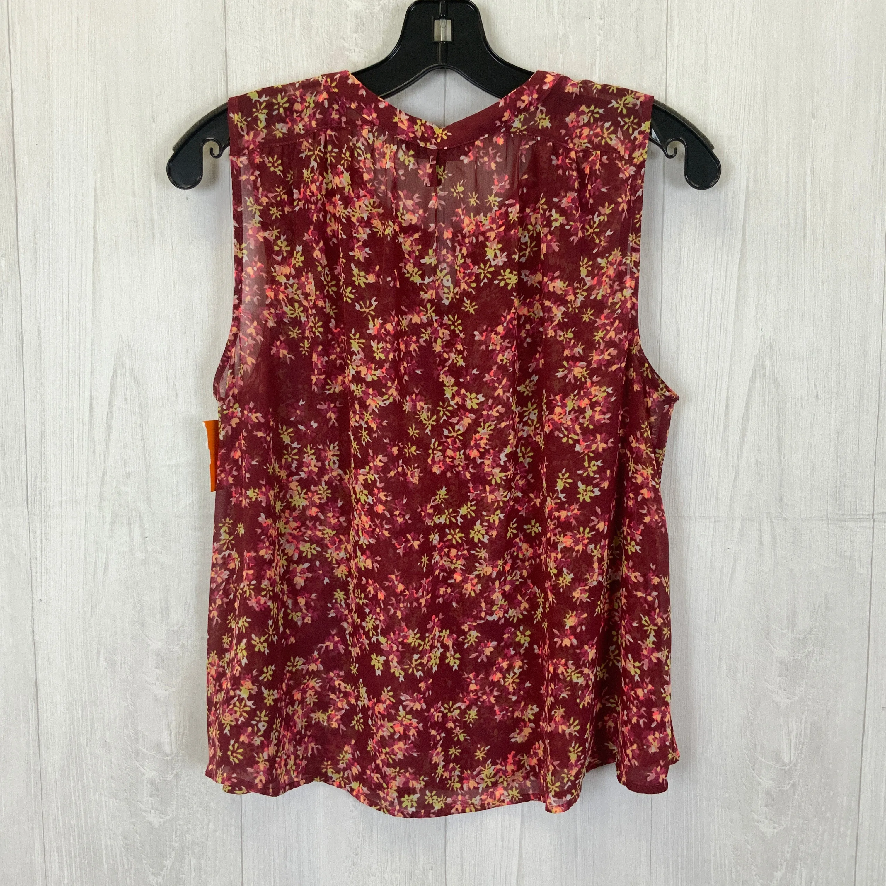 Top Sleeveless By Express  Size: M